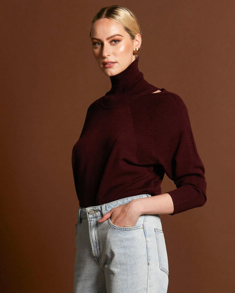 Cut Out Knit Plum