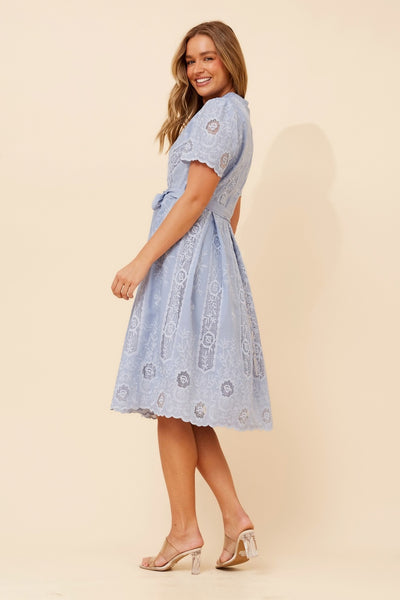 Leila Lace Midi Dress Blue