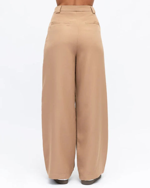 Relaxed Fit Seamed Pant Taupe